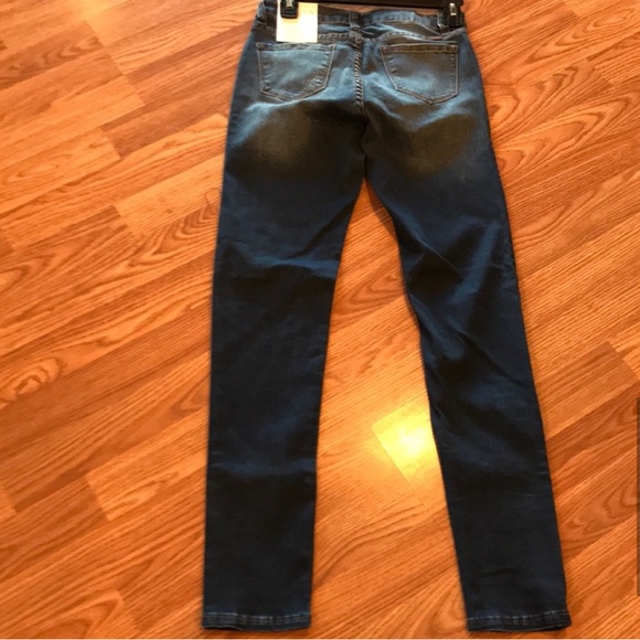 Cute jeans size 11 - Picture 3 of 4